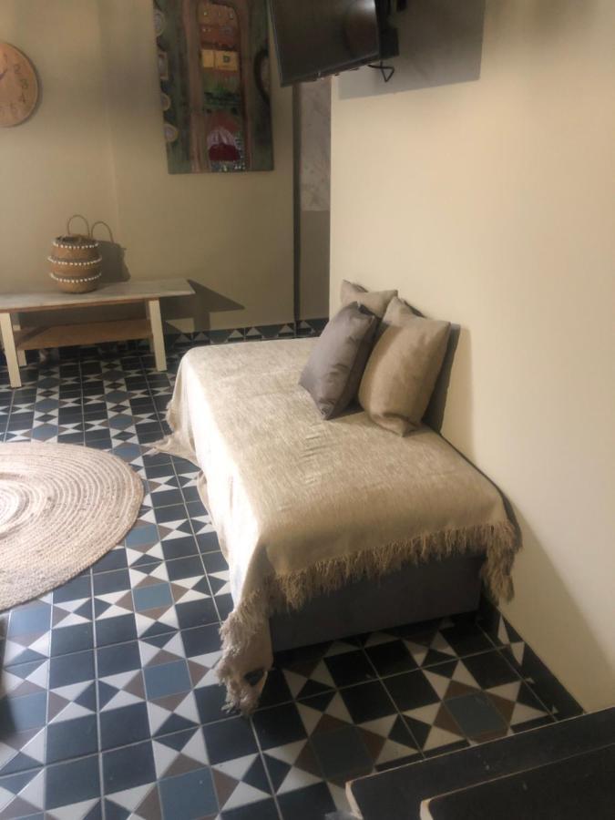 Apartamento Hospitality In Historical & Mythical Peloponnese 2 Corinto Exterior foto